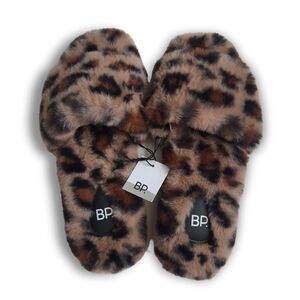 BP. Nordstroms Plush Livie Leopard Print Faux Fur Slippers Fluffy Comfy